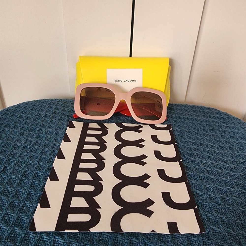 Marc Jacobs Pink/Red Sunglasses EUC